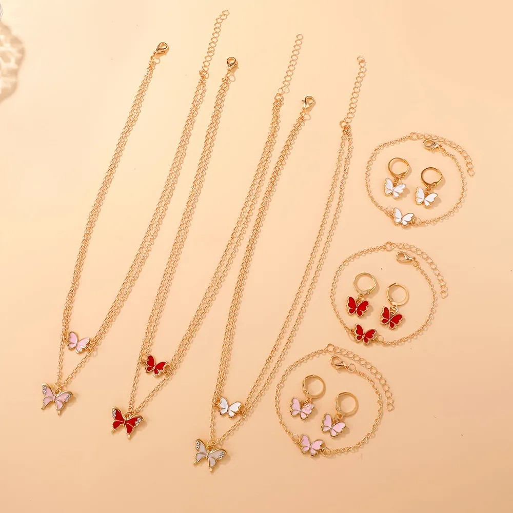 Crystal Butterfly Jewelry Set for Women – Necklace, Bracelet & Earrings, Sparkling Rhinestone 3-Piece Set, Light Luxury Versatile Accessories, Trendy Gift for Her